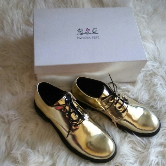 Patrizia Pepe Oxford Girls Gold Leather Derby Shoe - Picture 7 of 10